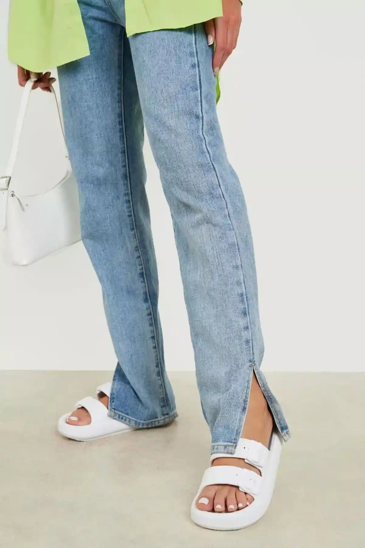 Ozyo Lily Beyaz Çift Bant Eva Platform Yazlık Plaj Terliği Özellikleri ve Kullanım Alanları