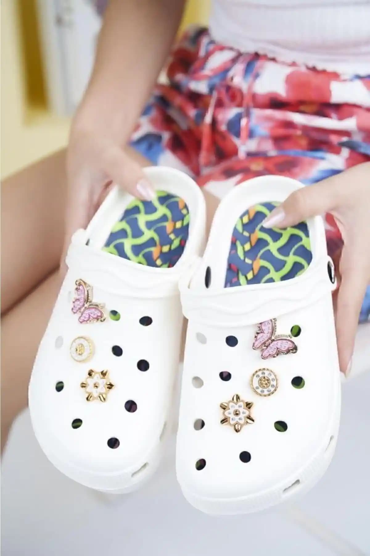 PLN SHOES Masaj Tabanlı Hastane Terliği Yüksek Kalite ve Konfor Sunan Tasarım