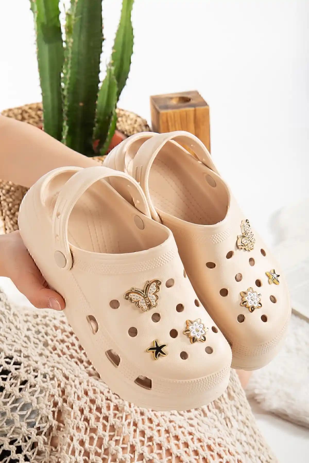 PLN Shoes Rahat Tabanlı Yüksek Ölçekli Hastane Terliği Sağlık Personeli İçin Uygun