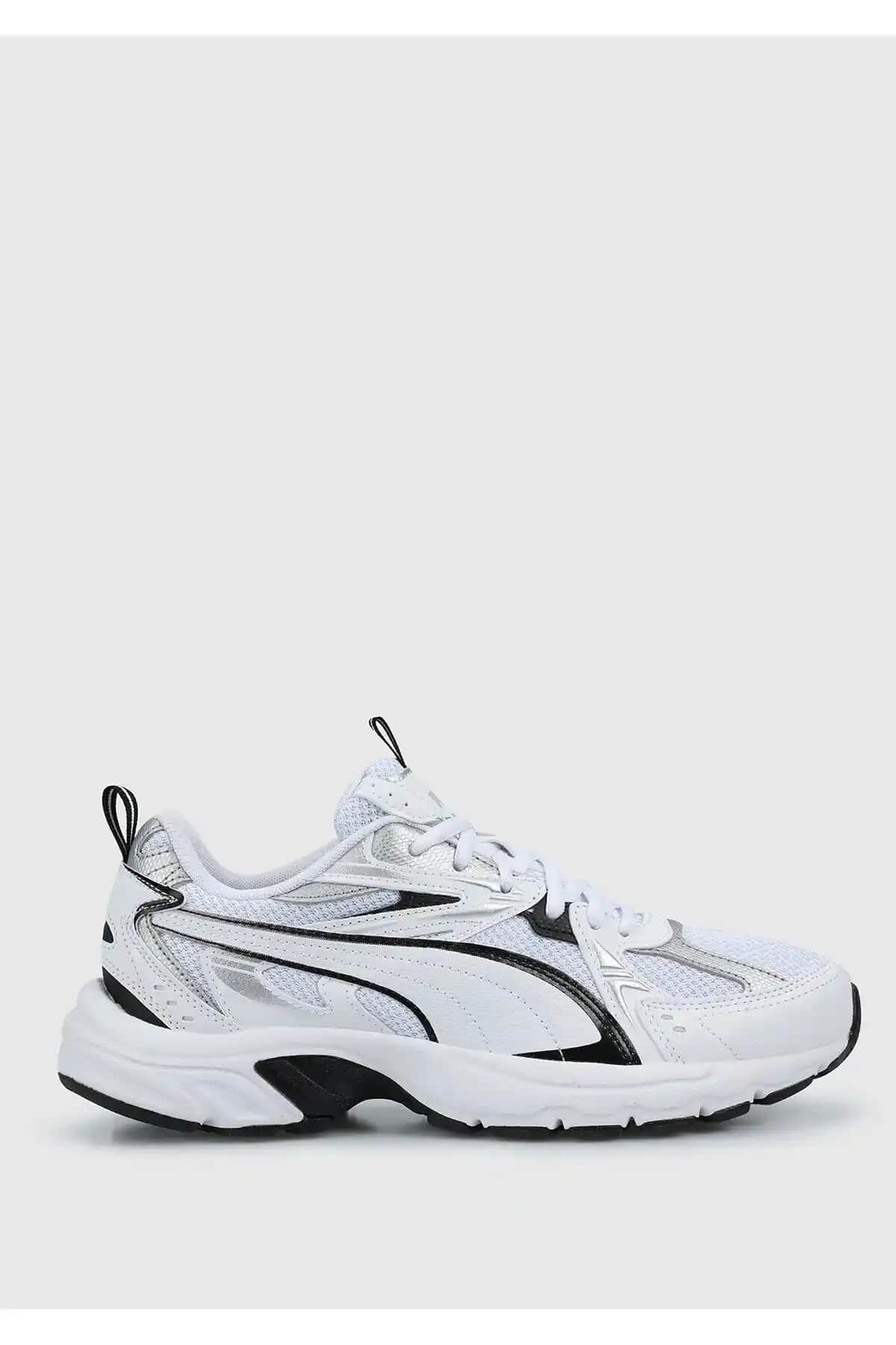 Puma Milenio Tech Beyaz Kadın Koşu Ayakkabısı: Şıklık ve Konforun Bir Arada Olduğu Modern Tasarım