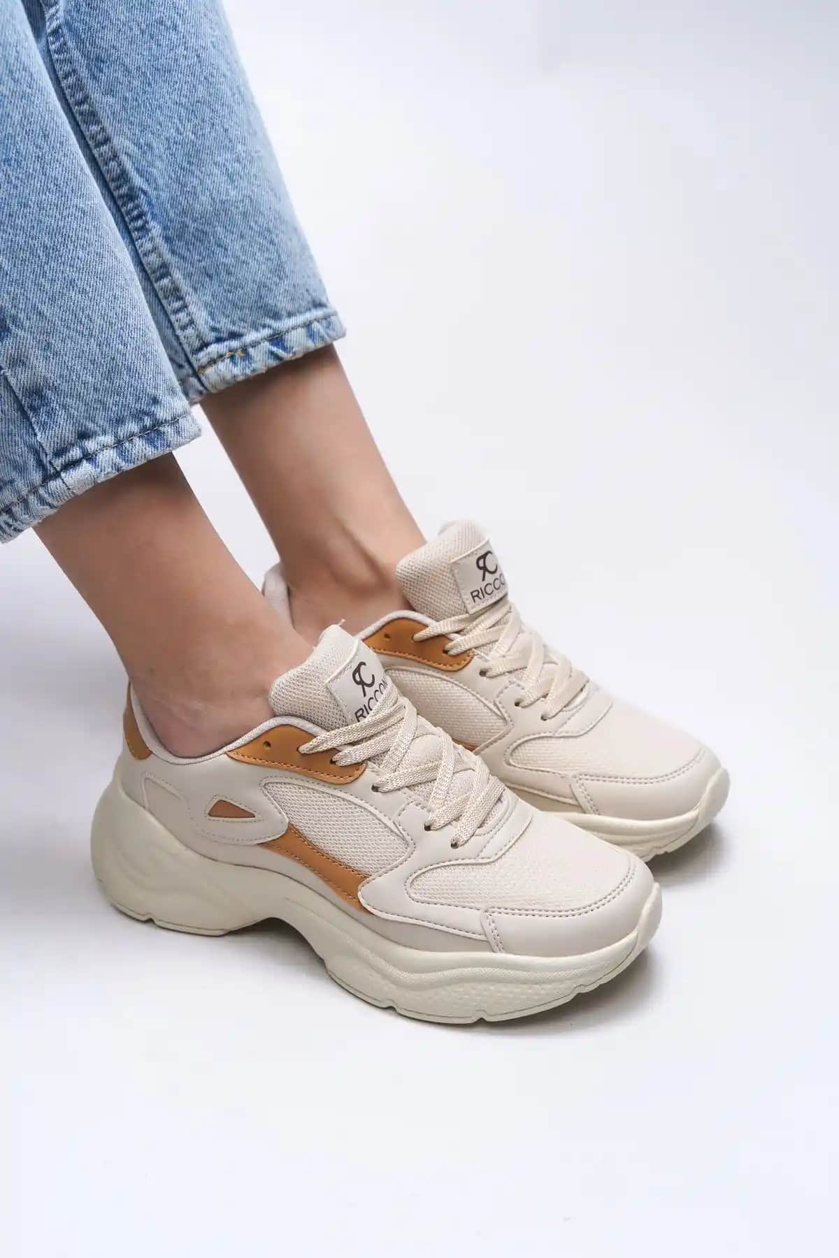 Riccon Kadın Spor Ayakkabısı 0012152 Ekru Taba Modern ve Rahat Tasarım