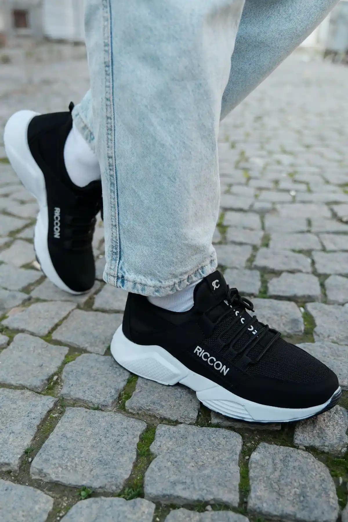 Riccon Unisex Siyah Beyaz Sneaker: Rahat ve Şık Günlük Spor Ayakkabı Seçenekleri