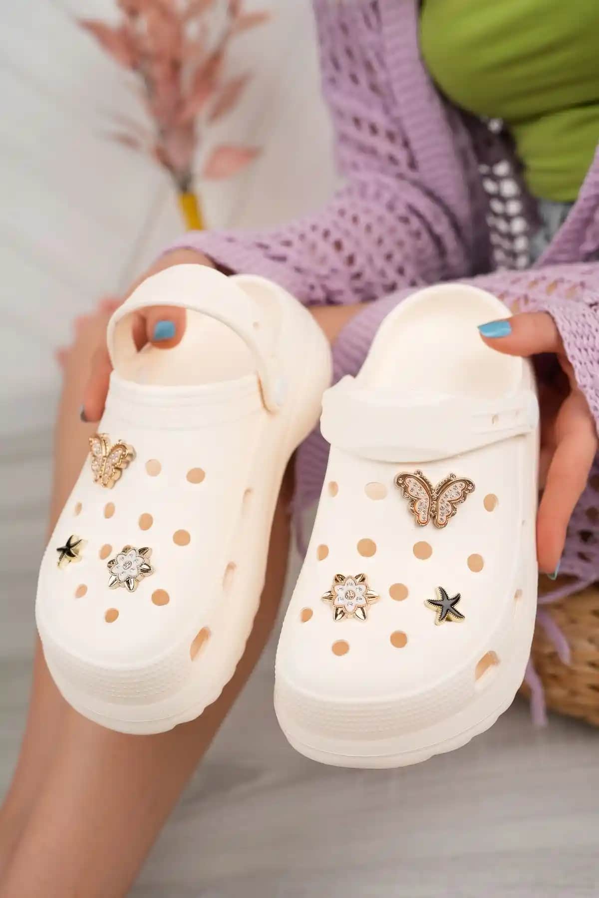 RoseVeno Masaj Tabanlı Terlik Sağlık Çalışanları ve Günlük Kullanım İçin Uygun