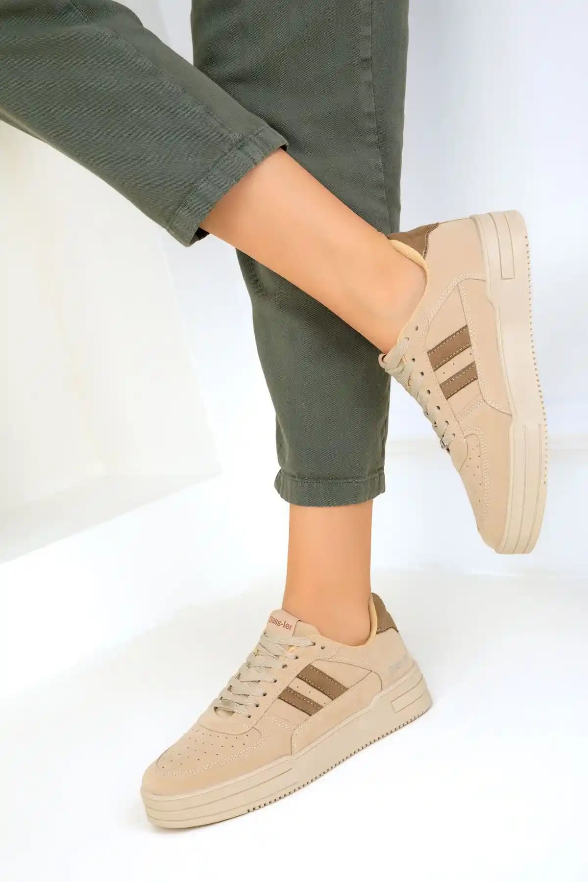 SOHO Bej-Kahve Unisex Sneaker 17105 Günlük Rahatlık ve Şıklık Sunar