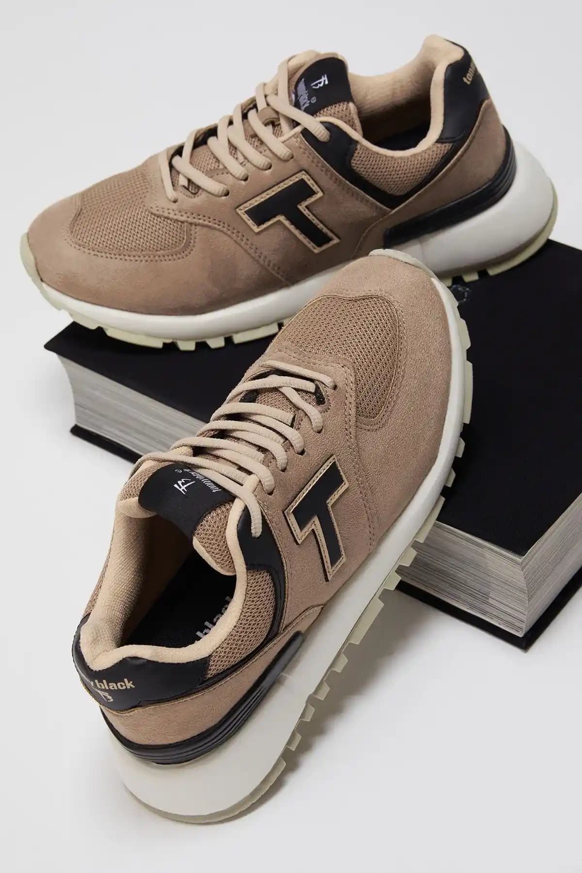 Tonny Black Unisex Bej Kaymaz Eva Taban Bağcıklı Spor Ayakkabı