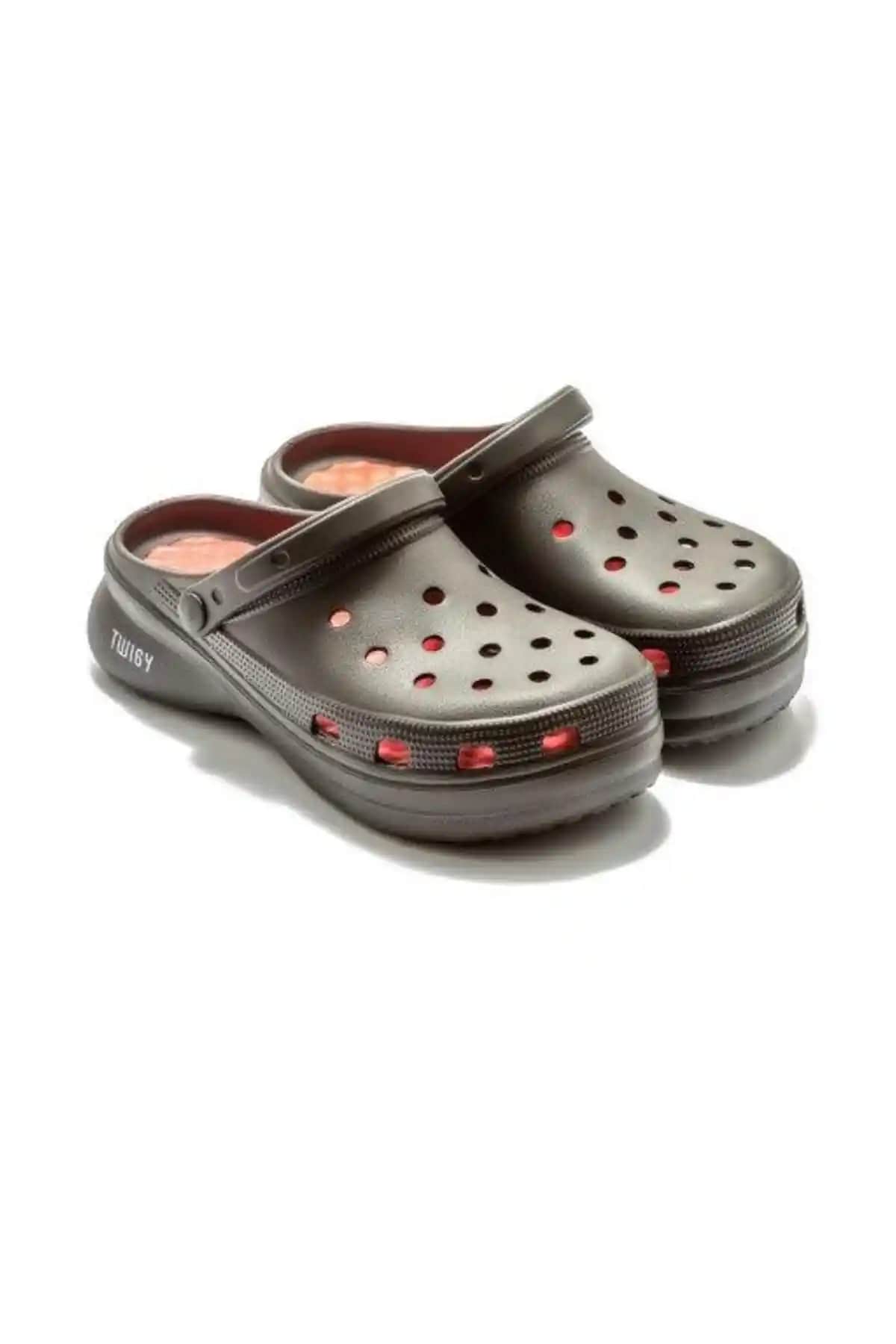 Twigy Sane Kadın Siyah Terlik: Rahatlık ve Şıklığın Modern Buluşması