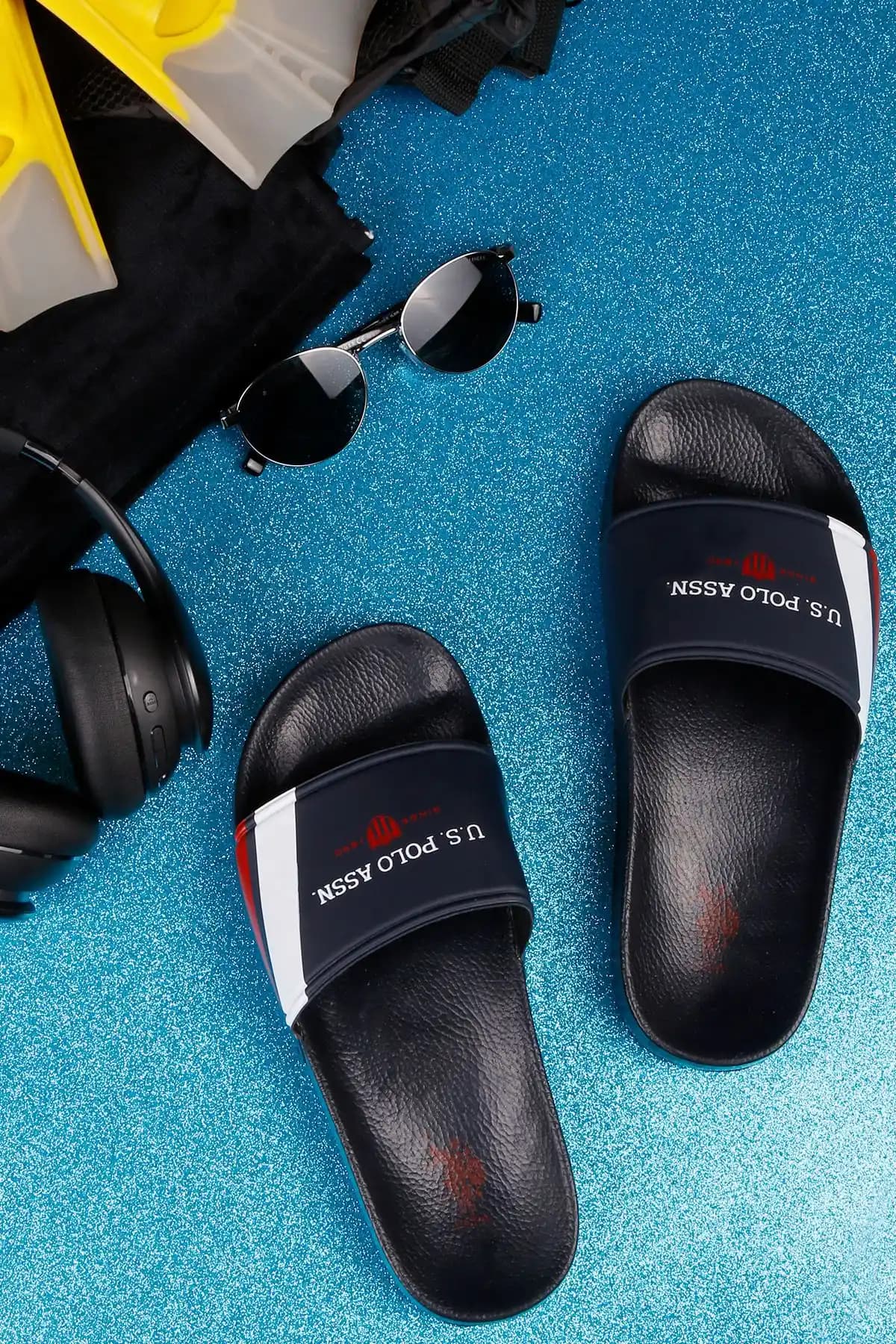 U.S. Polo Assn. Hafif ve Suya Dayanıklı Yaz Sandaletleri Konfor ve Şıklık Sunar