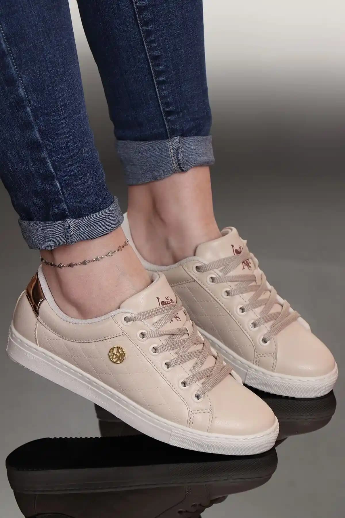 U.S. Polo Assn. Tiggy Kadın Sneaker: Şık ve Konforlu Günlük Spor Ayakkabı Seçenekleri