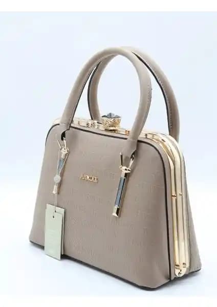 Armine 339 Kadın Çanta: Zarif Tasarım ve Fonksiyonellik Bir Arada