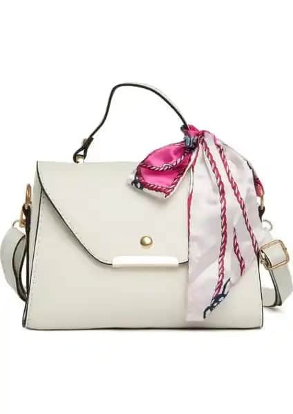 Bagmori Beyaz Kapaklı Şallı Askılı Çanta Günlük Kullanım İçin Şık ve Pratik Tasarım
