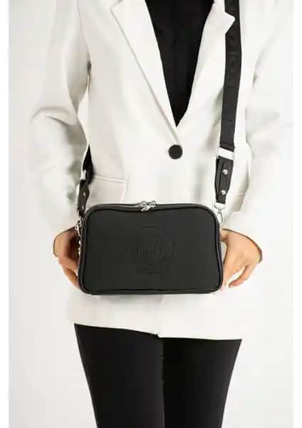 Just Polo Kadın 5 Bölmeli Uzun Askılı Omuz Çantası Modern ve Çok Yönlü Tasarım