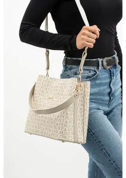 Just Polo Kadın Baskı Desenli Su Geçirmez Çanta Modern ve Şık Tasarımıyla Günlük Kullanım İçin Uygun