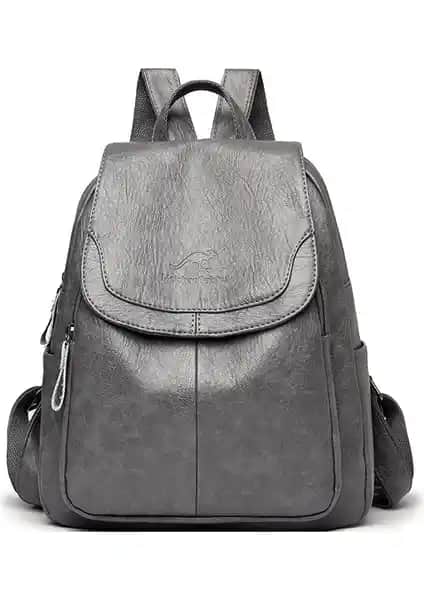 Langton Yuşak Deri Sırt Çantası: Şık ve Dayanıklı Günlük Kullanım İçin Modern Tasarım