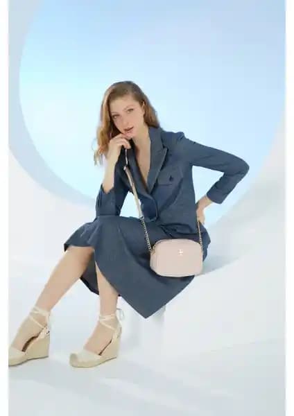 Pierre Cardin Pudra Kadın Çantası: Şıklık ve Fonksiyonellik Sunan Günlük Kullanım İçin Ideal