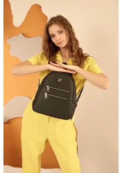 Pierre Cardin Siyah Kadın Sırt Çantası: Şıklık ve Fonksiyonellik Bir Arada