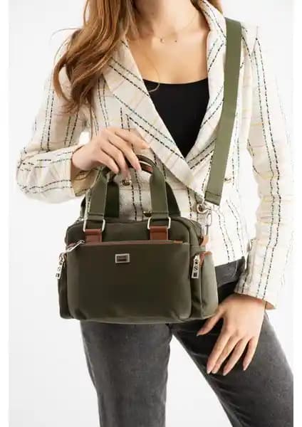 Sanmorris SN 1422 Kadın Omuz Çantası: Şıklık ve İşlevselliğin Bir Arada Sunulduğu Günlük Aksesuar