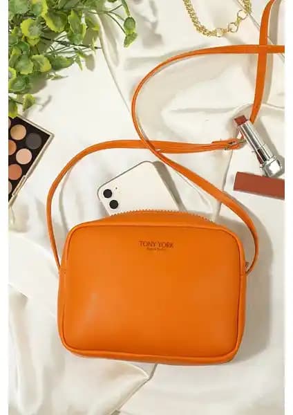 Uccello Kadın Mini Urban Çapraz ve Ayarlanabilir Askılı Omuz Çantası Özellikleri ve Kullanım Avantajları