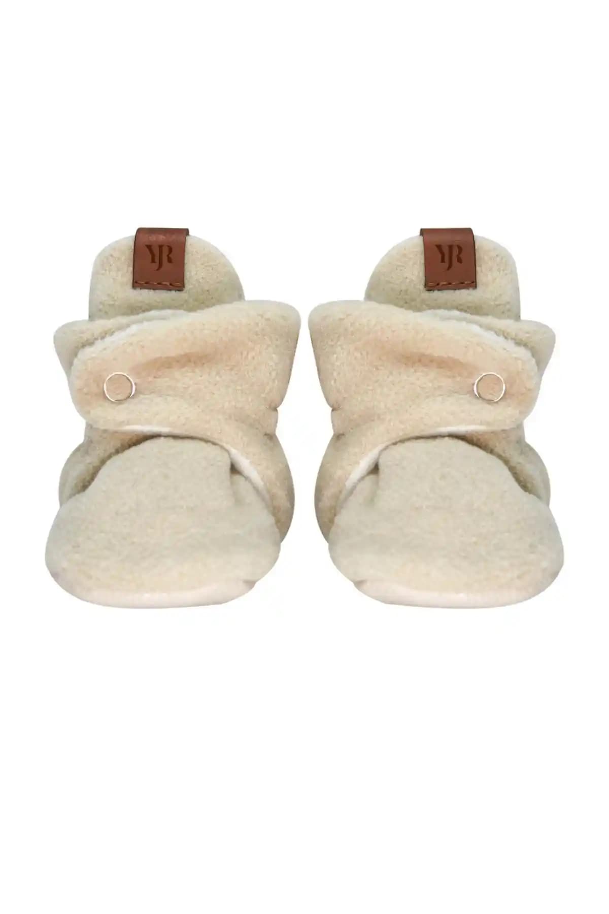 Caluu Baby Kaydırmaz Taban Bebek Pandufu: Konforlu ve Güvenli Kışlık Ev Ayakkabısı