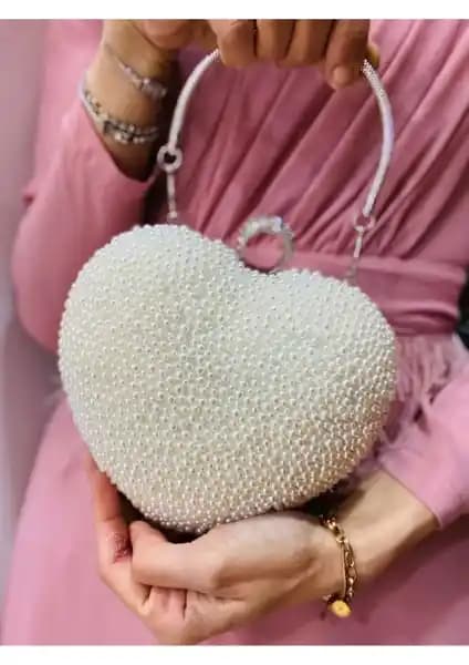 Çanta Trend Kadın Zincir Askılı Abiye Çanta: Şıklık ve Fonksiyonellik Bir Arada