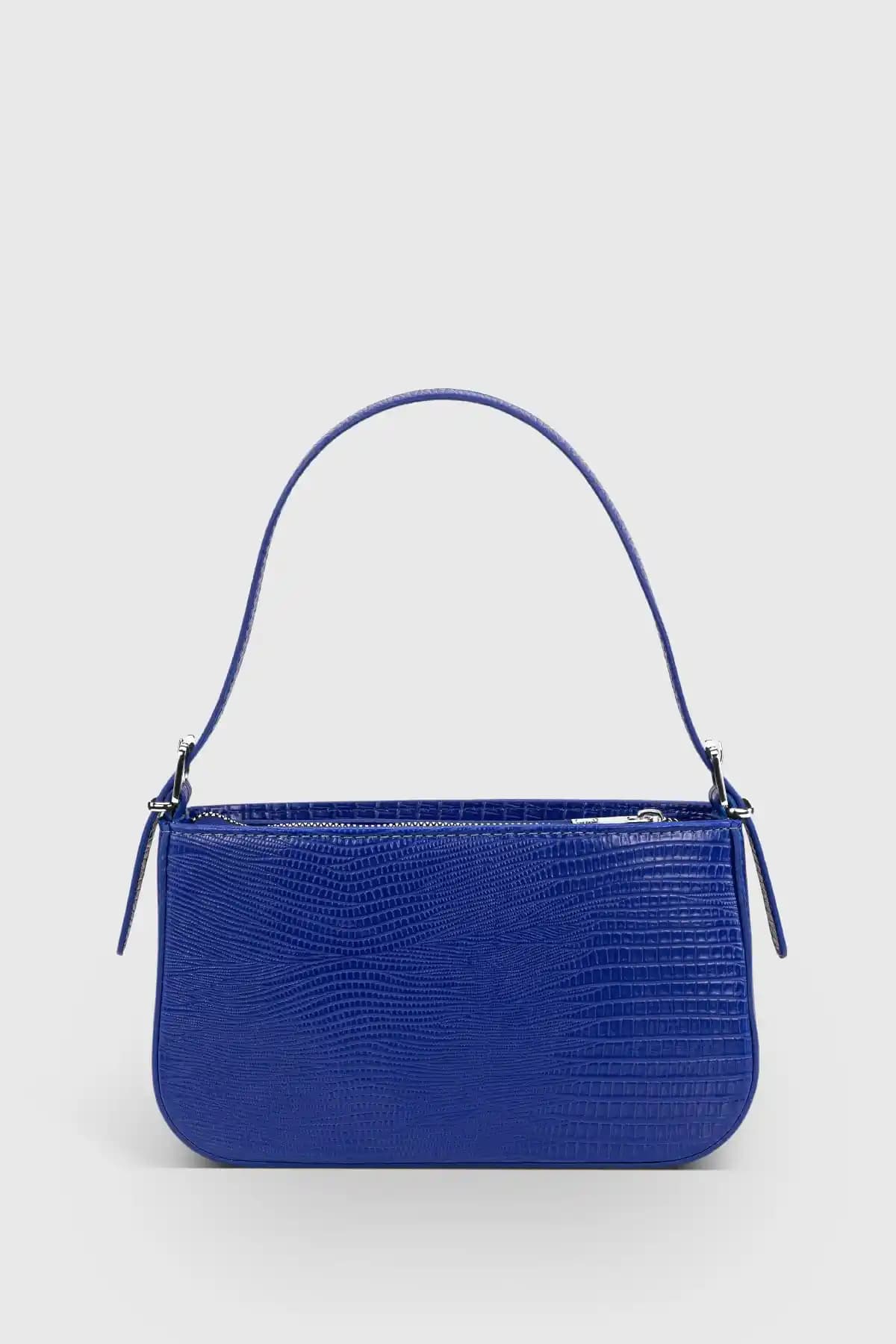 Housebags Kadın Saks Mavi Tokalı Baguette Çanta 208: Şıklık ve Fonksiyonellik