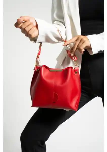 Nbi Bags Kadın Fularlı Zincir Aksesuarlı Yumuşak Deri 3 Bölmeli El ve Omuz Çantası