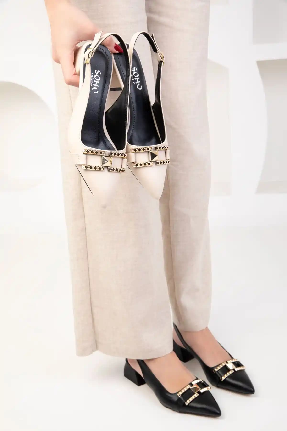 Kadınlar İçin Şık ve Rahat Siyah Klasik Topuklu Ayakkabı 18837