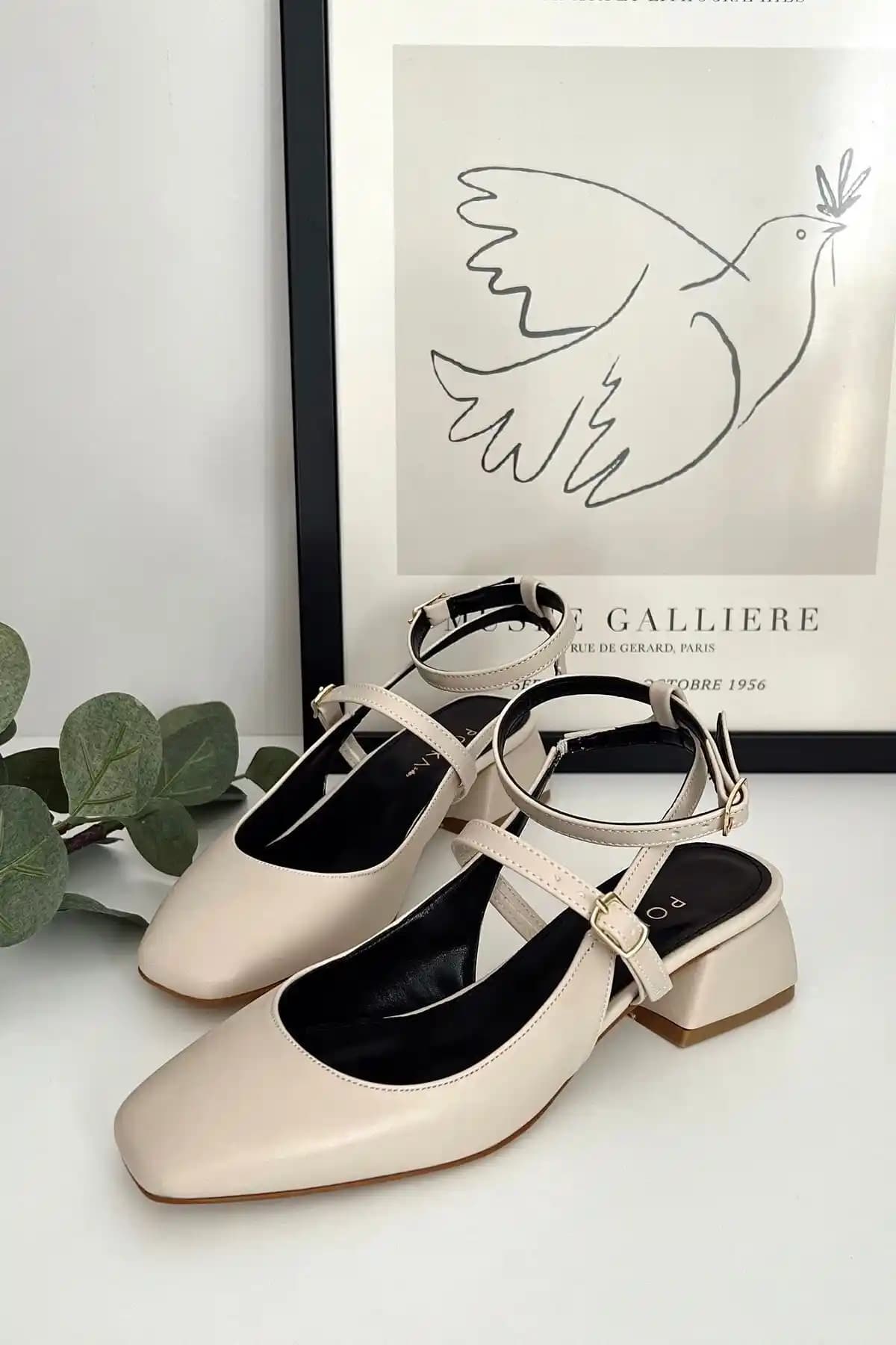 Polka Store Kadın Mary Jane Bej Nude Mat Deri Kısa Blok Topuklu Ayakkabı Ürün Tanıtımı