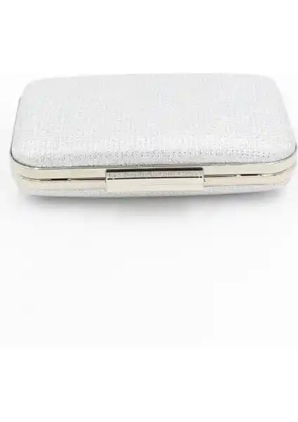 Chantaky 049 ve Lwh Abiye Güçlü Taşlı Çanta Karşılaştırması: Hangi Çanta Sizin İçin Uygun