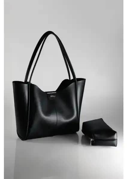 Densila ve With-W Kadın Siyah Çantalar Karşılaştırması: Boyutlar, Malzeme ve Kullanım Özellikleri