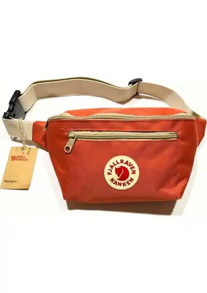 Kanken Bel Çantası ile Vatkalimon Renkli Siyah Omuz ve Bel Çantası Karşılaştırması