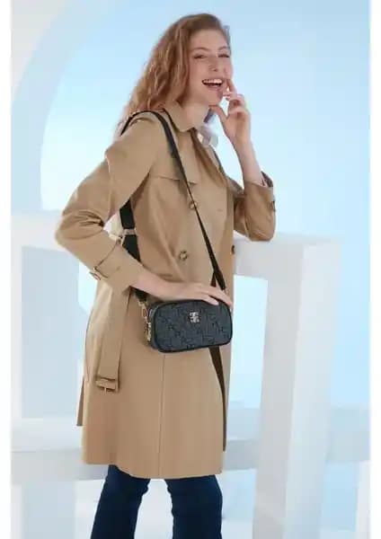 Pierre Cardin Kadın Çantaları Karşılaştırması: Tramlı Alfabe ve Mercan Modellerinin Özellikleri ve Kullanıcı Yorumları