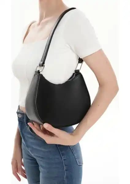 With-W Kadın Çantaları Karşılaştırması: Şık ve İşlevsel Modellerin Detaylı Analizi