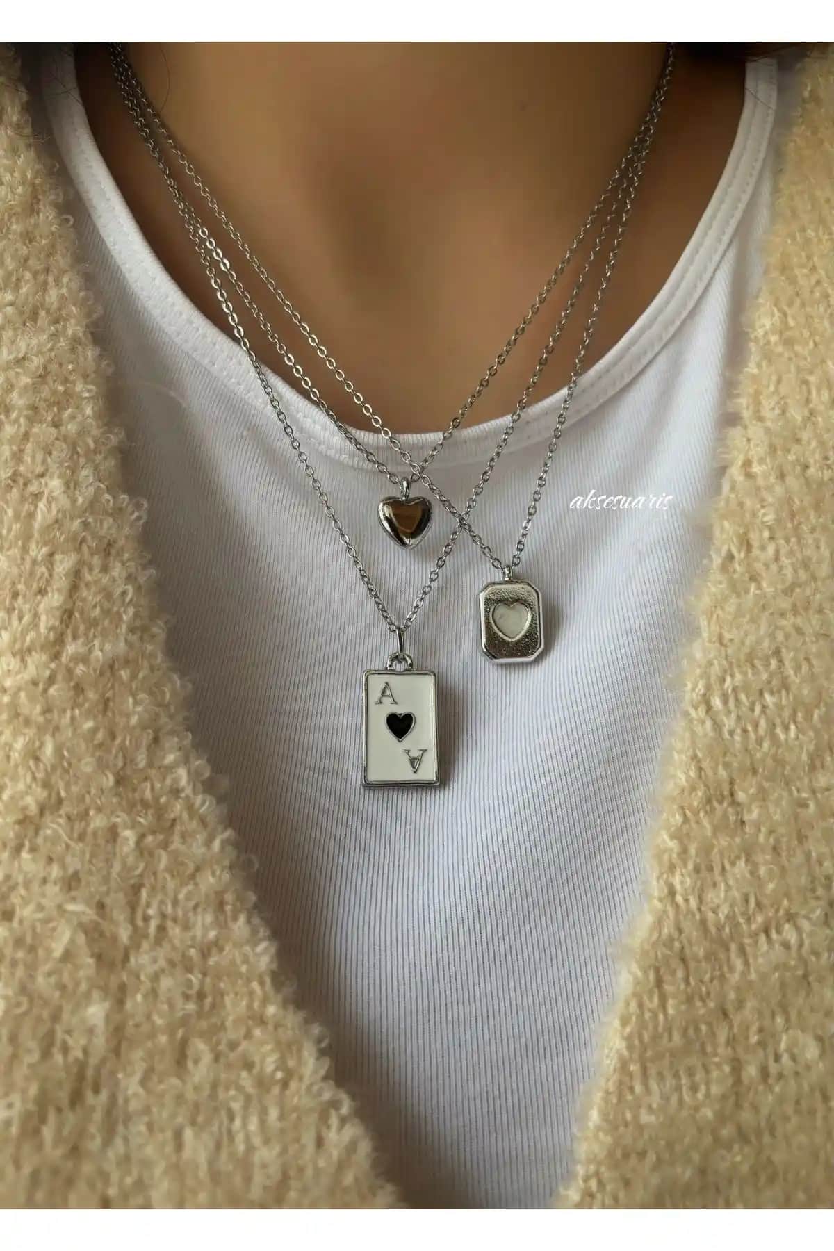 Aksesuar ve MagicStone Kadın Kolye Setleri Karşılaştırması ve Seçim Rehberi