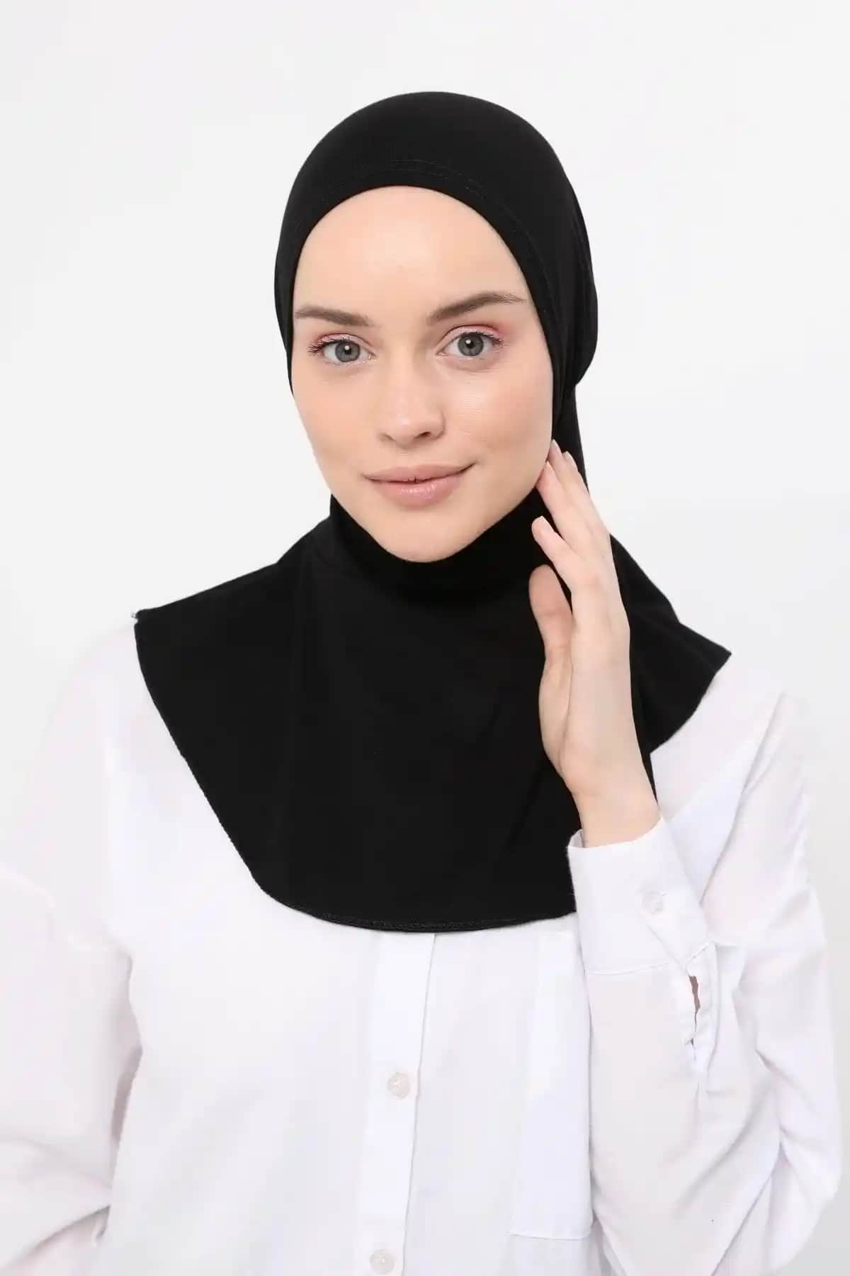Altobeh ve Melodi Scarf Kadın Tesettür Boyunluklu Hijab Karşılaştırması