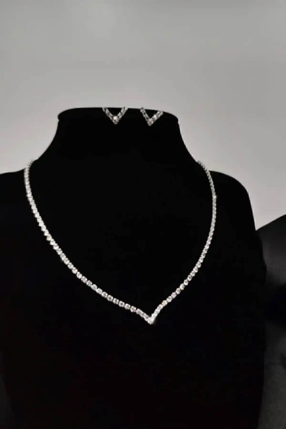 BB wikiki ve LINTERNA takı setleri karşılaştırması: kalite, tasarım ve dayanıklılık analizleri