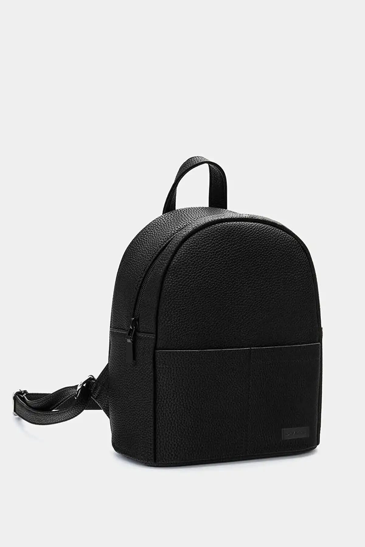 D'VERS Siyah Mini Kadın Sırt Çantası ve Shule Bags Scooby Siyah Çanta Karşılaştırması 1