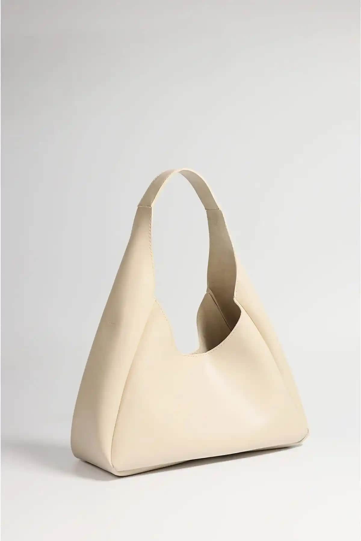 DENSİLA ve Mojeva Kadın Çantaları Karşılaştırması: Tasarım ve Fonksiyonellik Analizi