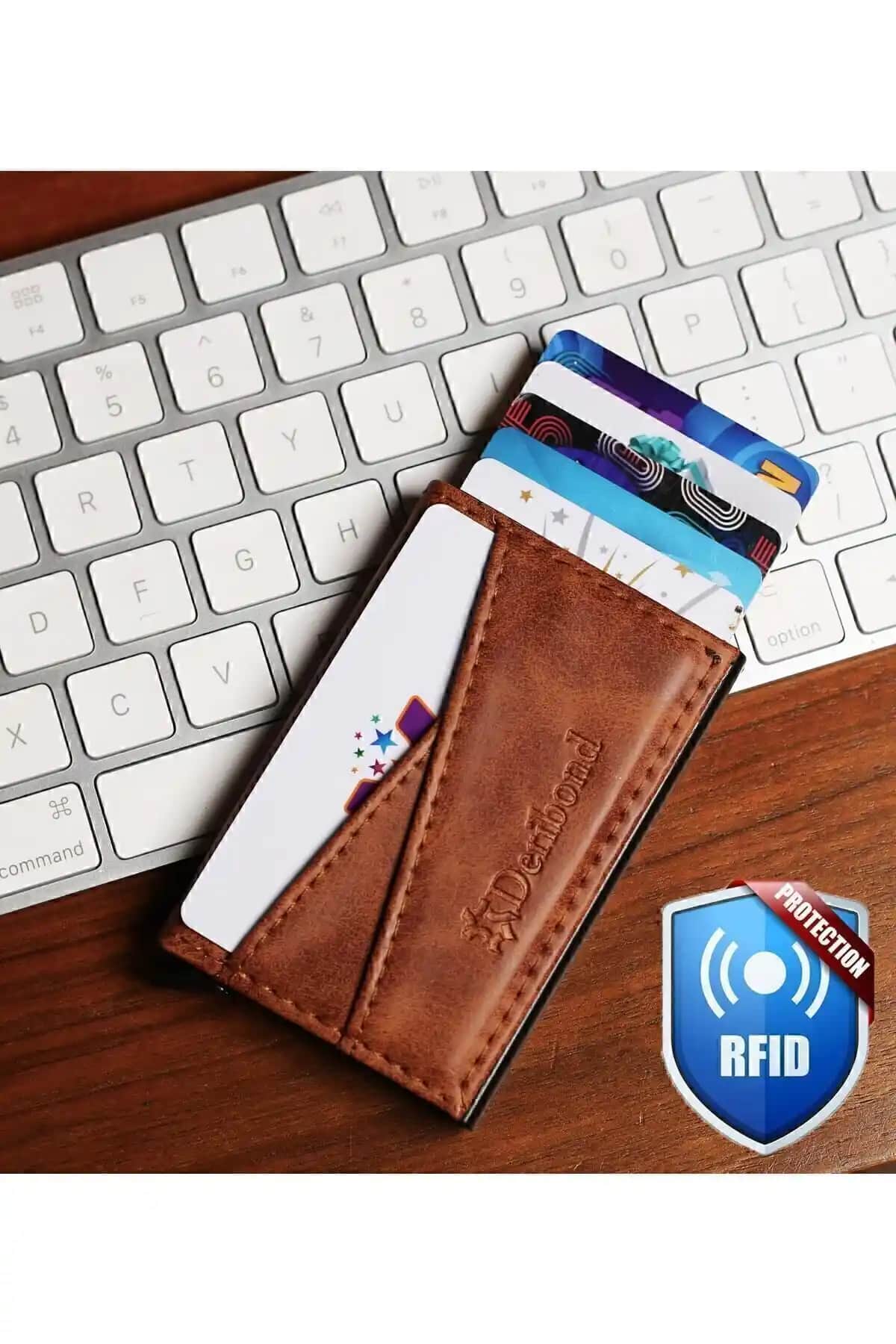 Deribond ve DeriBoss Kartlık Karşılaştırması: Stil ve Fonksiyonellik Analizi