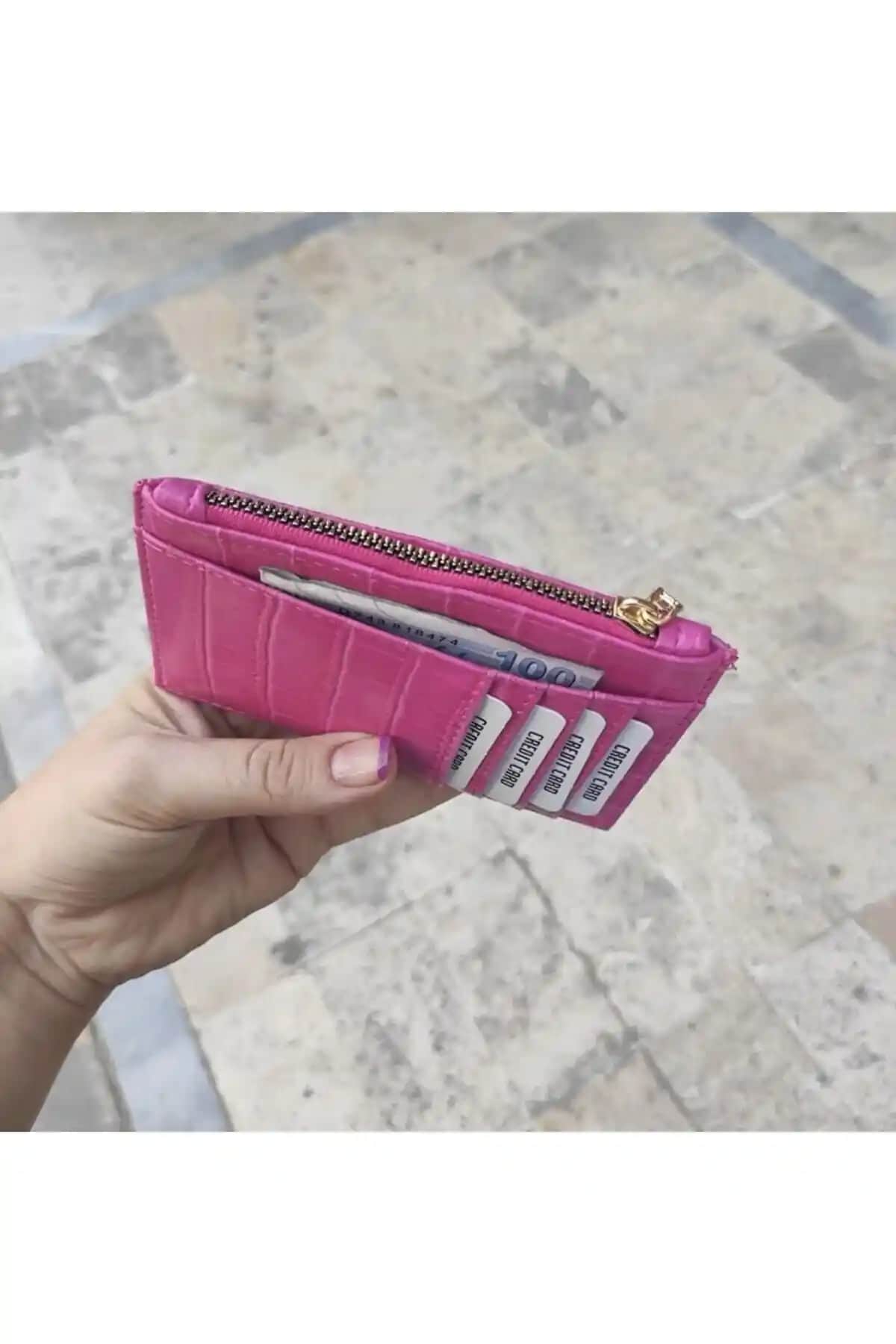İlknurbutik Fuşya Renkli Kartlık Cüzdan Karşılaştırması ve Özellikleri