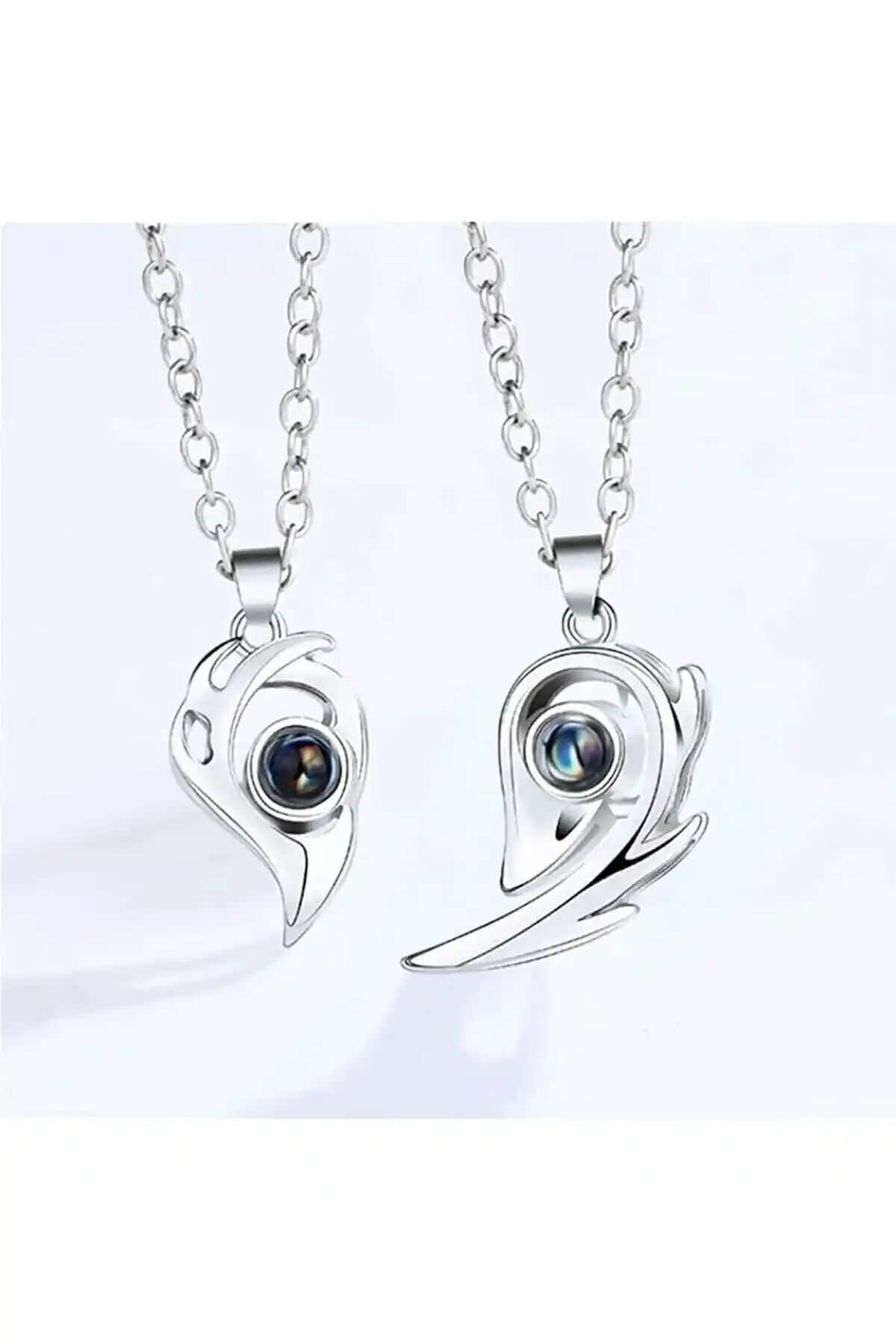 İYİ MODA Mıknatıslı Sevgili Kolyesi ile LOTUS JW Işıklı Kolye Karşılaştırması