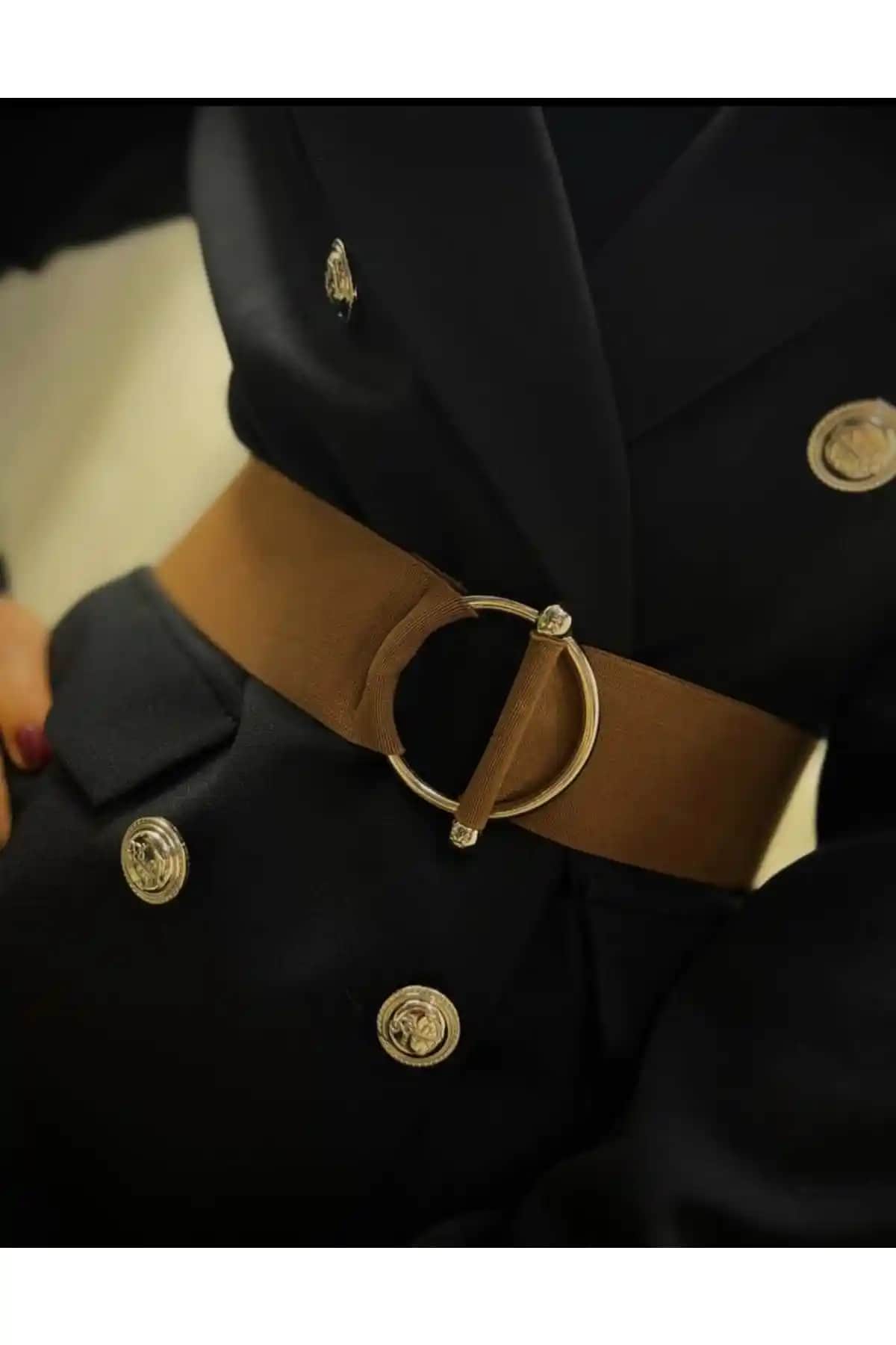 Kadın Kemerleri Karşılaştırması: Fiori Halka ve Kemerix Modelleri Hakkında Detaylı Bilgi