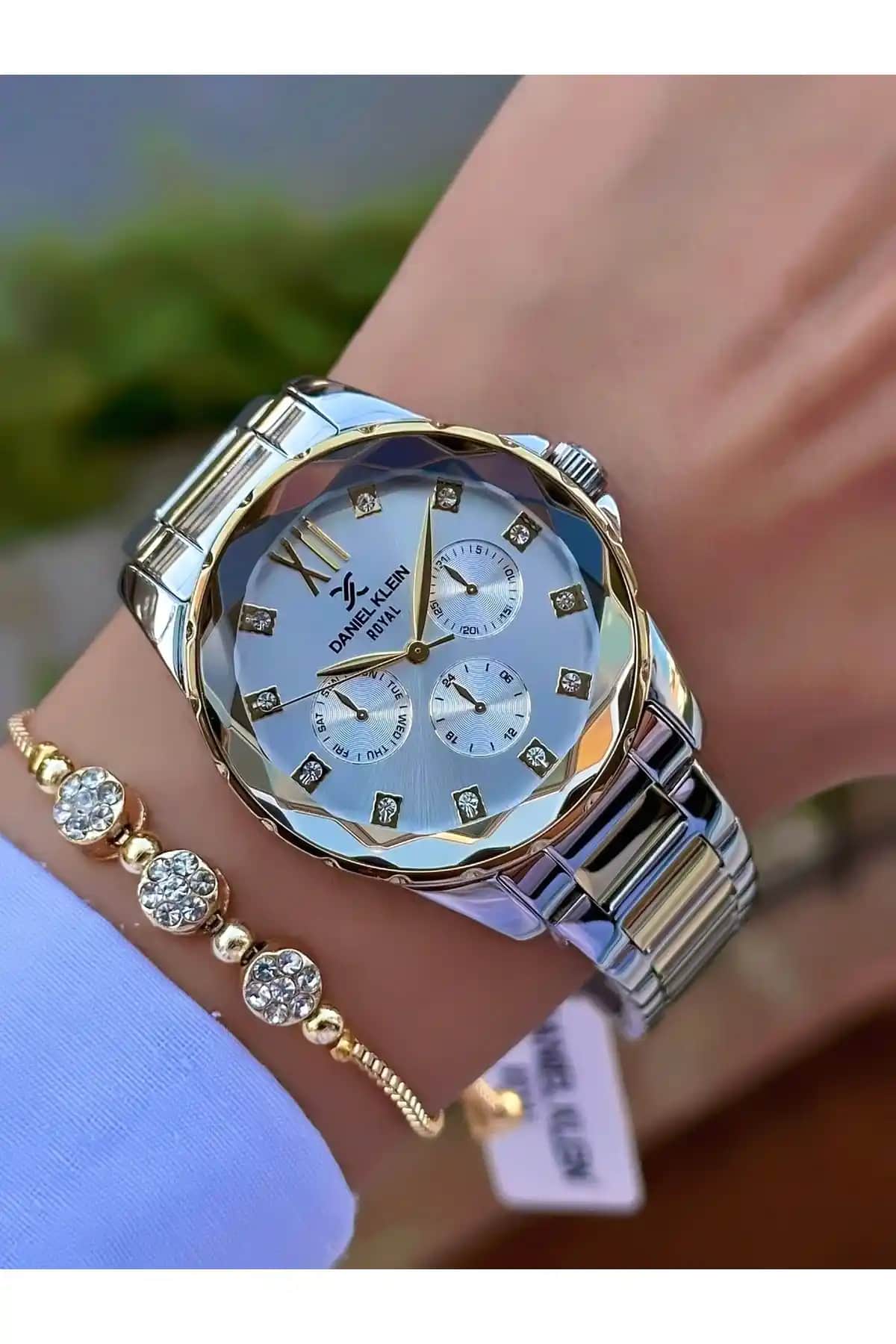 Kadın Kol Saatleri Karşılaştırması: Daniel Klein ve Michael Knight Modelleri