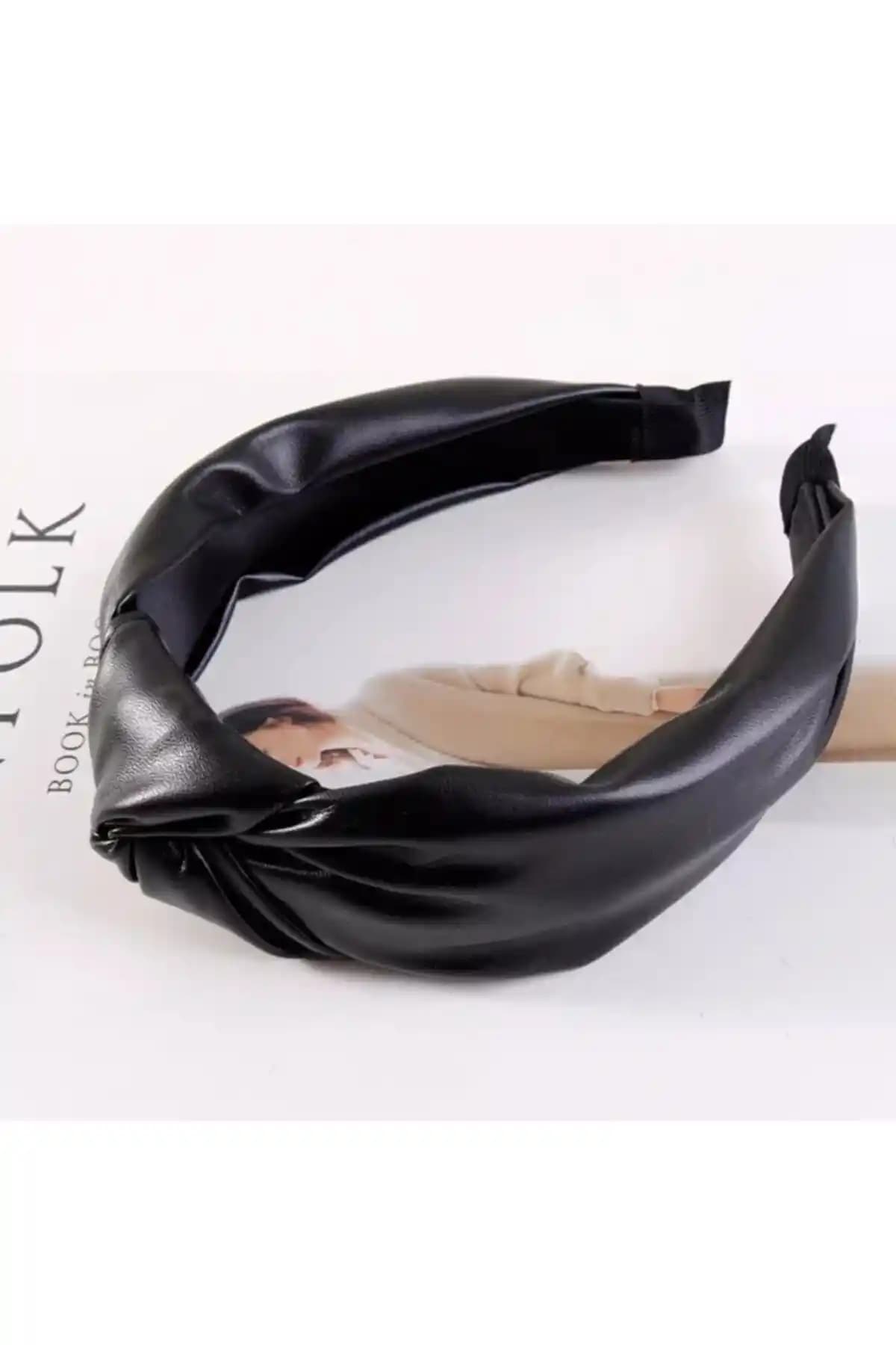 Kadınlar İçin Siyah Saç Bandı Karşılaştırması: Şıklık ve Konfor Analizi