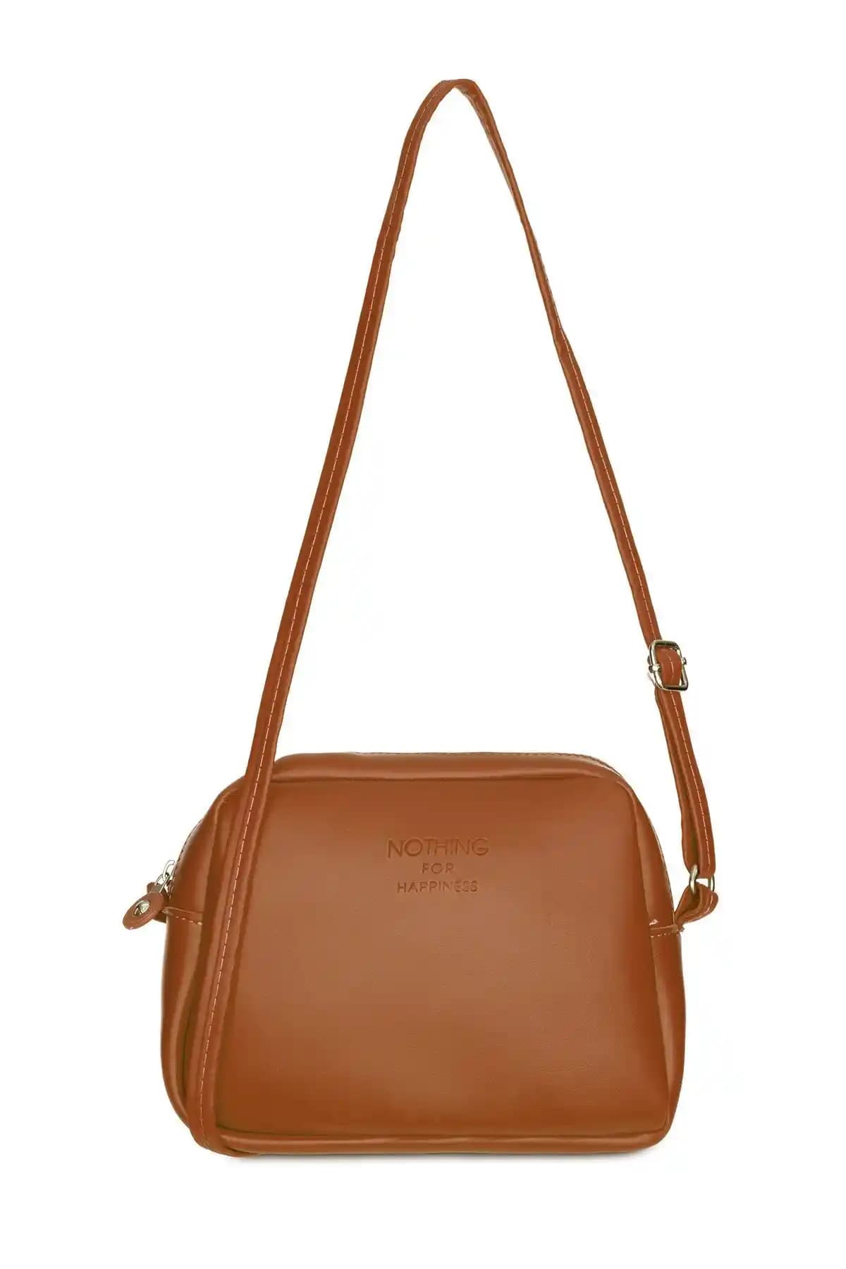 Nothing Kadın Mini Urban Çanta ve Shaka Taba Shk17 Askılı Çanta Karşılaştırması