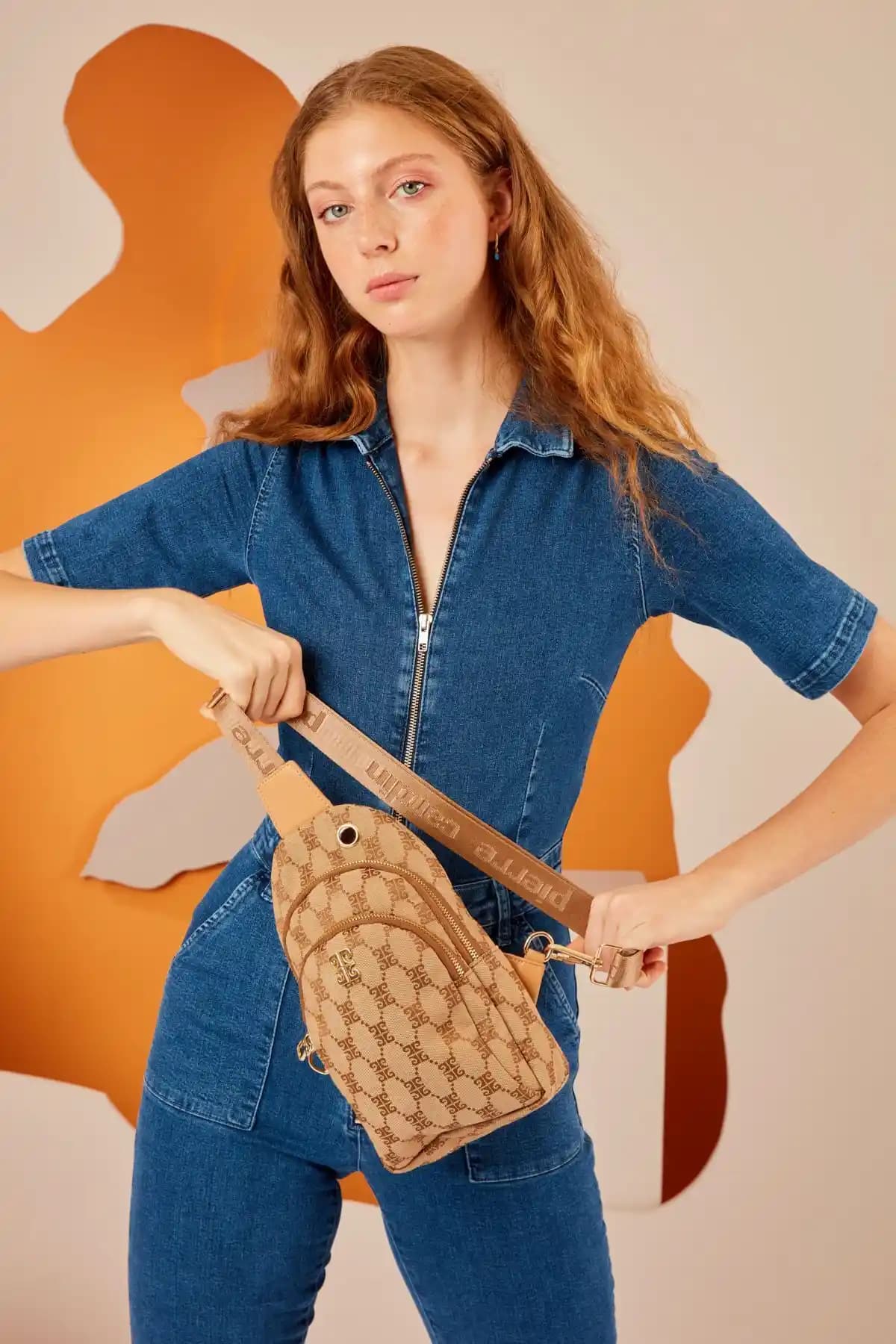 Pierre Cardin Kahve Kadın Omuz Çantası ve Monogram Model Karşılaştırması