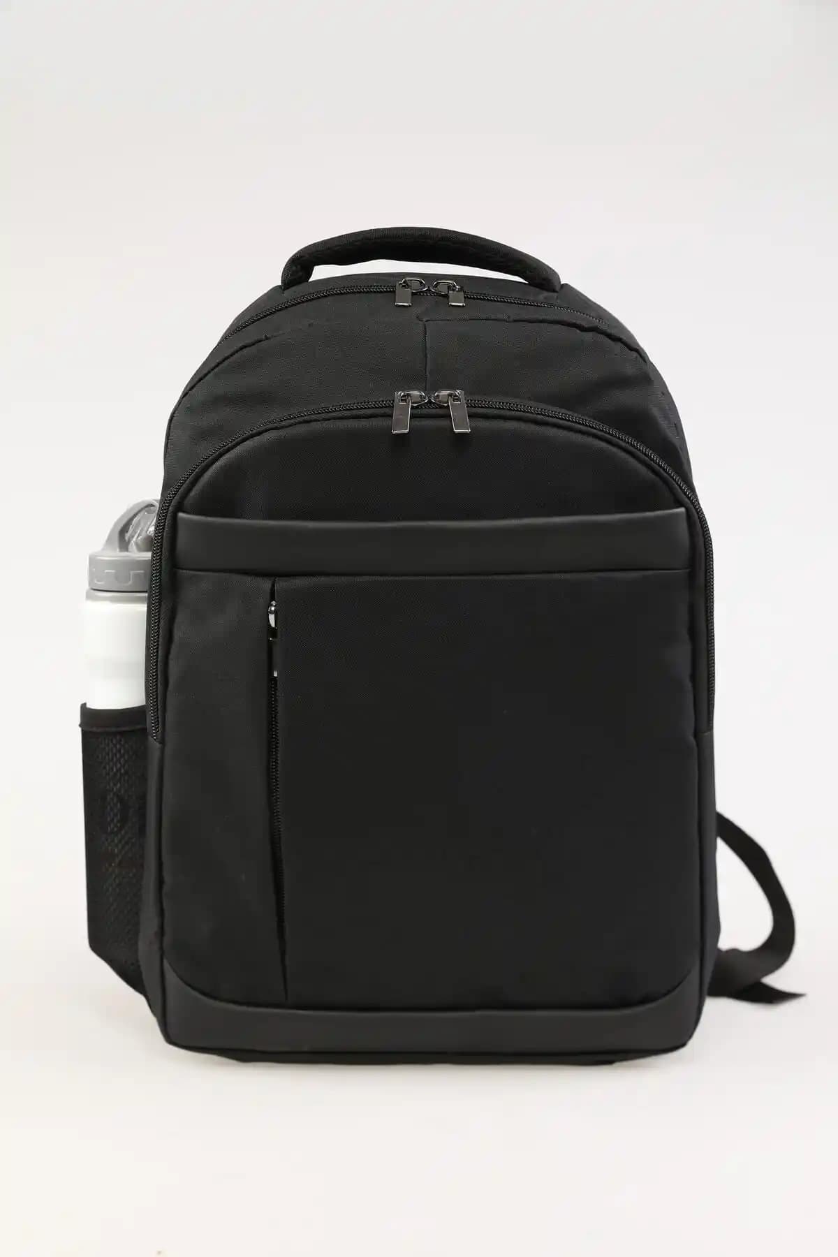 Ramsburry ve Tonny Black Sırt Çantası Karşılaştırması: Hangi Model Sizin İçin Uygun