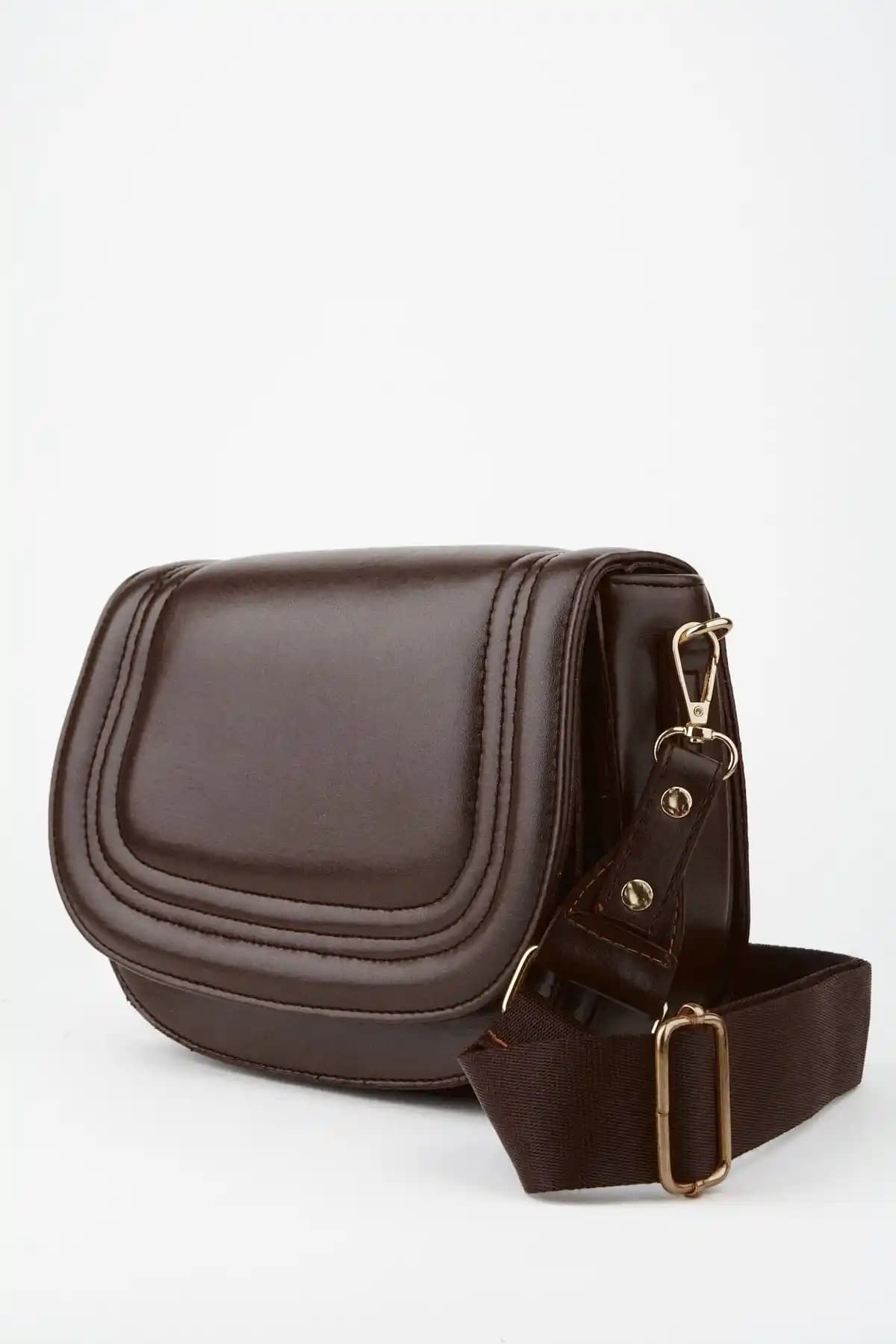 Vivaq Kadın Açık Kahve ve Vizon Renkli Çok Bölmeli Çanta Karşılaştırması