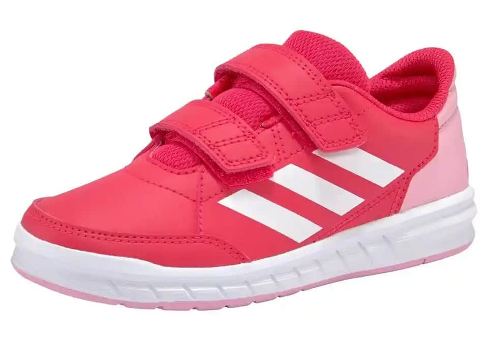 adidas AltaSport Spor Ayakkabısı: Şıklık ve Konforun Buluştuğu Modern Tasarım