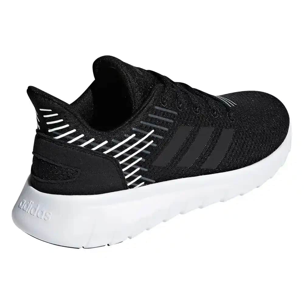 Adidas Asweerun: Günlük Şıklık ve Spor Performansını Birleştiren Ayakkabı Modeli