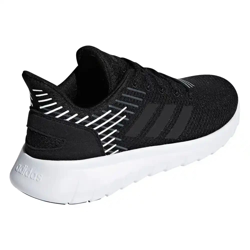 Adidas Asweerun: Günlük Şıklık ve Spor Performansını Birleştiren Ayakkabı Modeli